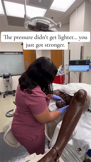 Keep going!! #pastudent #paschool #physicianassistantstudent #physicianassistant #creatorsearchinsights @fabletics scrubs @Fabletics @BriJ💙🤎