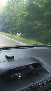 Z ostatniej chwili! Na trasie Mrągowo - Piecki doszło do zdarzenia drogowego. Pojazd osobowy uderzył w jakąś zwierzynę ( prawdopodobnie w łosia) | Informacje z Mrągowa i okolic