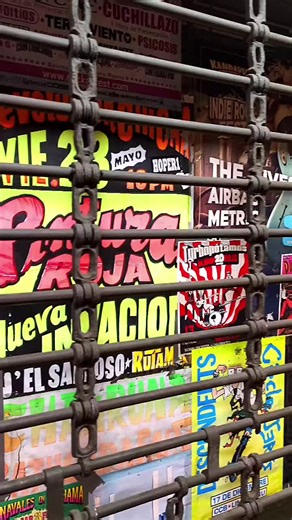 CENTRO 👽🎧 Bar: Quilca Rules (Rufino Torrico 885) #electropop #nightclub #centrodelima #fiesta #dj #djlife