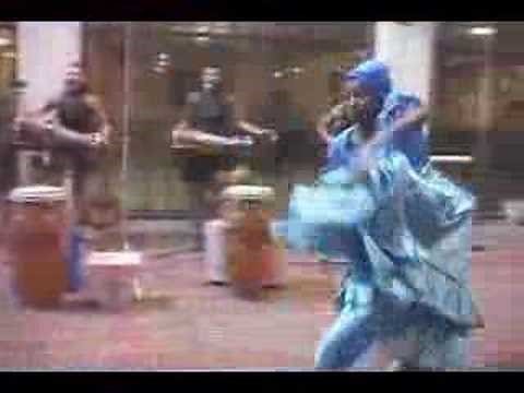 Obini Bata Cuba 1 - all female Cuban percussion group