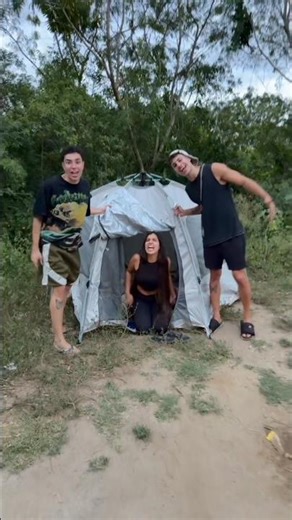 24 HOURS IN THE ALLIGATOR SWAMP