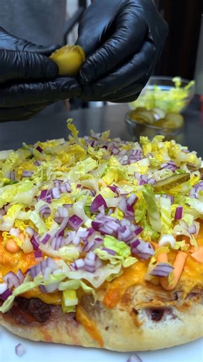 240K views · 304 reactions | Cheeseburger Deep Dish Pizza! Deep Dish, Cheeseburger Dream  | Chefclub Ireland | Facebook