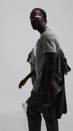 Transformer jacket, four pocket cargo pants and Tony tee in silver. Perfect match ❤️‍🔥 #desuclothing #mensfashionwear #balishopping #ootd #summerstyle #fashionreel #monochromelook #pigmentdye