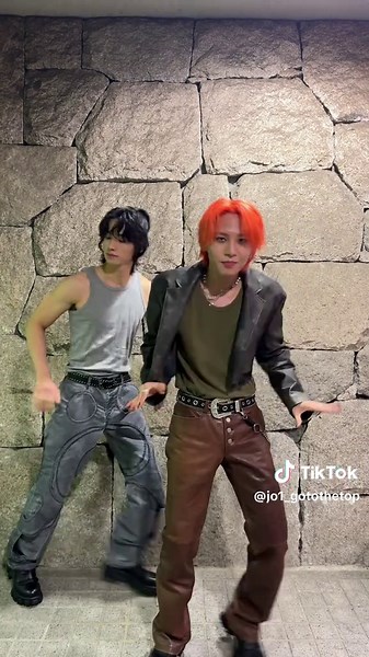 JO1 ICY Dance Performance ft. Ren and Keigo