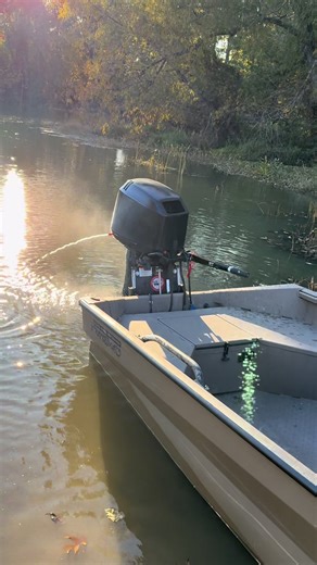 Stock compression hunt motor sounds 😮‍💨 #mercuryracing #reaperboats #holerunner #pearlriveroutboards #bobsmachineshop