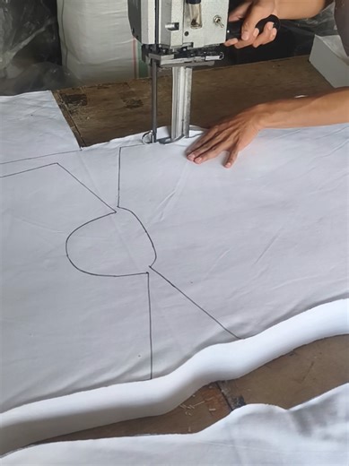 DIY Tie Dye T-Shirt Cutting Techniques