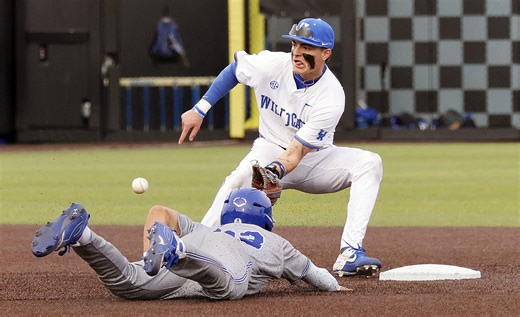 Morehead State stuns Bat Cats in Kentucky home opener