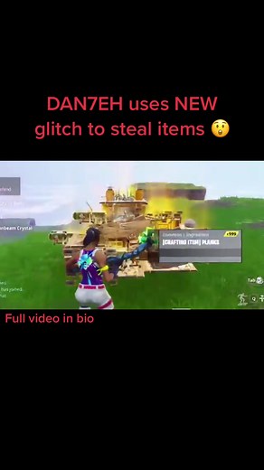 DAN7EH uses NEW glitch to steal items 😲