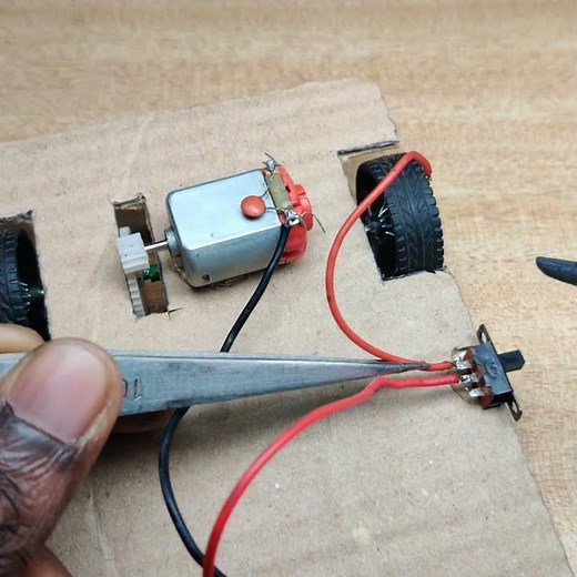 How to make Jeep with cardboard