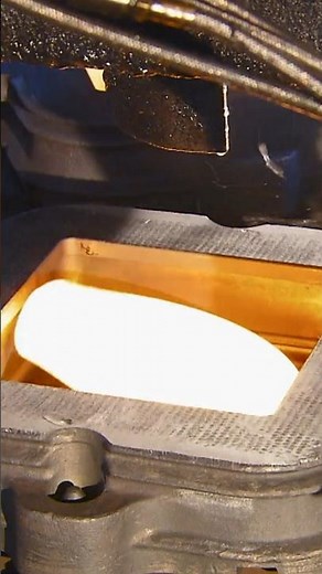 Glass Blocks Enter the "Squeeze Station" | How It's Made | Science Channel