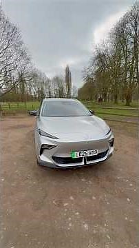 Top Features: 2025 MG S5