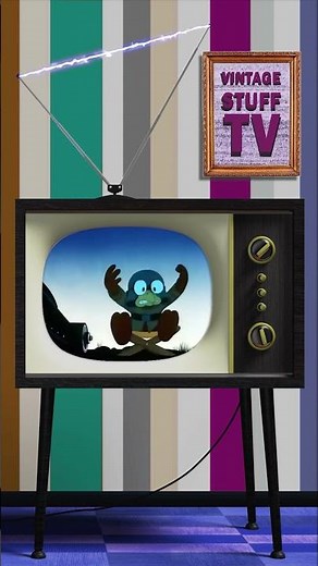 #daffyduck "Daffy The Commando" (1943) #looneytunes #cartoons #cartoon #classiccartoons