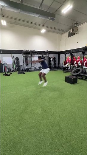 Depth Drop to Broad Jump – Explosiveness & Landing Mechanics