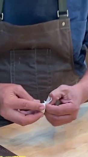 The Easiest Way to Mince Garlic | Food Network