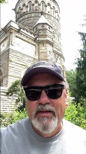 Tomb of president James Garfield 20th president. #lifeisbutadream #history #president ￼