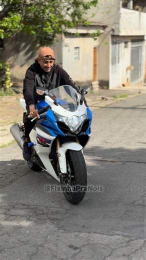 Michael Silva on Instagram: "Essa é diferente 🚀💭🏁"