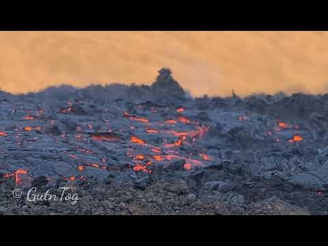 Basaltic lava-on-lava inflow