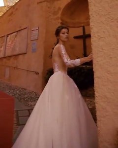 1.3K views · 80 reactions | Amazing wedding dress | Concierge4fashion | Facebook