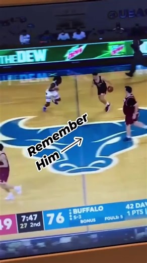 BIG COZY Williams is TOUGH #cbb #collegebasketball #basketball