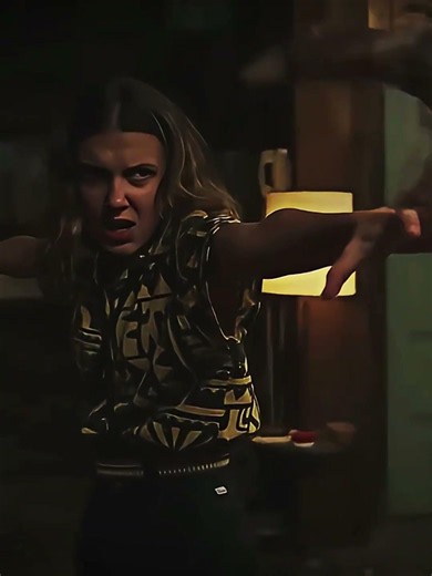 Eleven's Most Powerful Battle Ever | Stranger Things 3