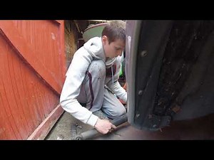 Replacing a 2011 Volvo S60 Shock Absorber Top Mount