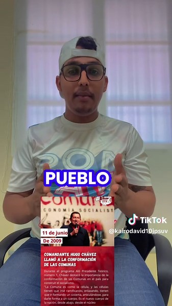 COMANDANTE HUGO CHÁVEZ LLAMÓ A LA CONFORMACIÓN DE LAS COMUNAS Durante el programa Aló Presidente Teórico, número 1, Chávez destacó la importancia de la conformación de las Comunas en el país para construir el socialismo.