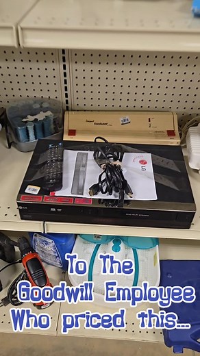 Dear Goodwill Employee...#thrift #goodwill #thrifted #reseller #thriftfinds #thriftstorefind #reselling #resellercommuníty #resellingcommuníty | Retro Rewinder