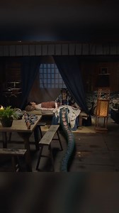 The girl actually has a snake tail! 女孩竟然有一条蛇尾巴！ #ChineseDrama #zhaolusi #shenyue #hotdrama #wangyibo #linyi #tansongyun #xiaozhan | 企鹅爱追剧