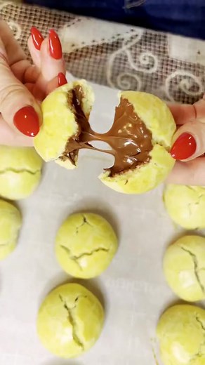 Delicious Nutella Filled Olive Oil Cookies Recipe