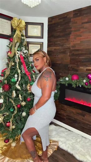 Curvy Beautiful Barbie (@curvybeautifulbarbie1016)’s videos with Nobody but You - Cecily Wilborn