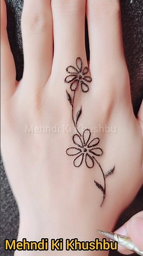 Trending Mehndi Design | Easy & Beautiful Henna Design Tutorial #shorts