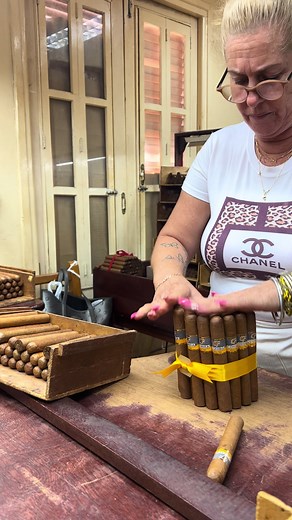 El Laguito factory. La Habana, Cuba. #factory #cuba #cohiba #fyp