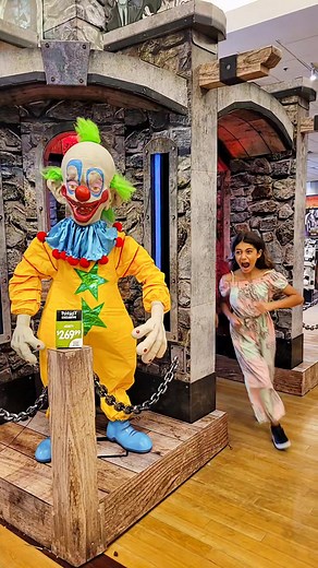 Who is excited for Halloween 🎃 😁