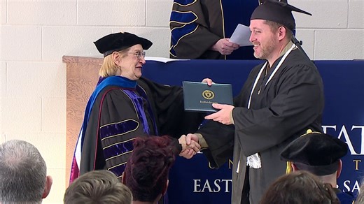 Elkton prison graduates 18 with Kent State degrees