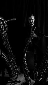 Funky sax soli vibes today 🎷🔥 A little taste of the arranging language we build inside my Master Arranger Coaching Program. I’m opening a few new spots for December. If you want to take your arranging, harmony, and orchestration to a professional level, this is the time. Comment or DM “ARRANGE” and I’ll send you the details. #lorenzoferrero #masterarranger #saxophone | Lorenzo Ferrero MUSIC