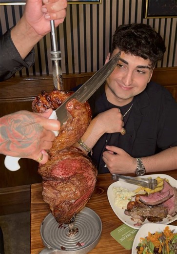 This is the hottest Brazilian Rodizio steakhouse in South Plainfield, New Jersey! Welcome to Paulo’s BBQ Steakhouse! This spot has endless cuts of steaks, seafood, sausage, and more! Check them out! #nj #newjersey #brazilian #foodie #steakhouse