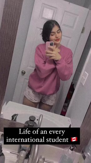 Life of an International Student: A Bathroom Selfie