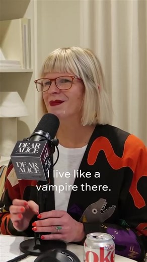 This week on the Dear Alice podcast… We’re sharing all our expert interior designer tricks to help you transform your bedroom, from layout and lighting to the small details that make the biggest impact. Tune in wherever you get your podcasts! #dearalice #alicelanehome #alicelaneinteriors #interiordesign #podcast