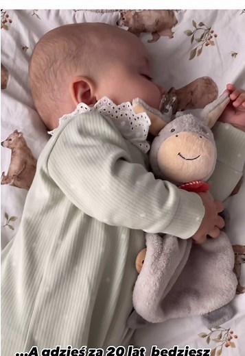 Humorystyczne relacje rodzinne i teściowa