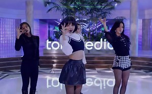 blackpink-pretty savage 现场版