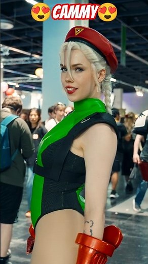 😍INCREDIBLE Cammy Cosplay from streetfighter😍filmed at GamesCom