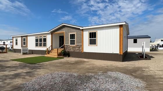 "Twin Creek" by Timber Creek Housing | 4 Bed, 2.5 Bath Mobile Home Tour