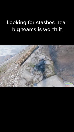 I always check bags it’s a habit 🤣🤣 #rust #rustCE #D11 #Crust #rustclips #stash