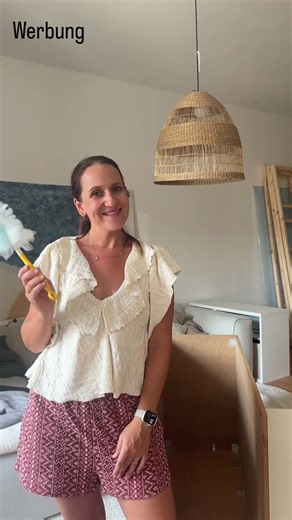 Werbung/Zum Glück geht das Saubermachen danach mit dem Swiffer Staubmagnet super schnell.￼ #swiffer