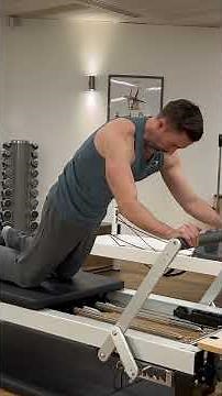 Pilates Reformer, Knee Stretches, Beginners #posturepilates #mobility #tutorial