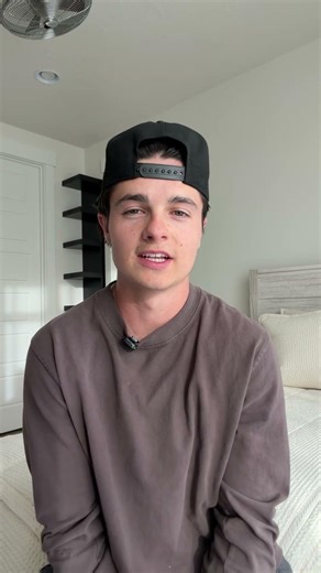 He Started a HUGE CAREER without college