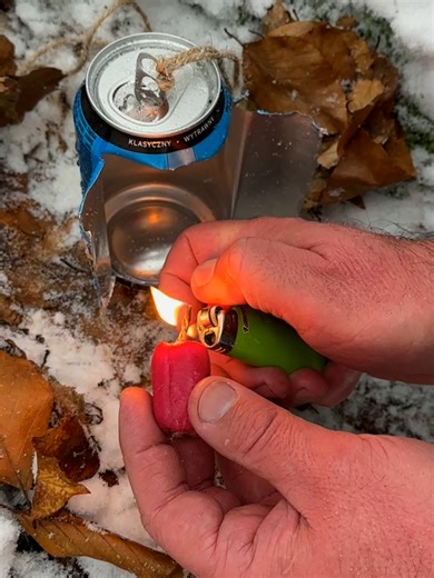DIY Emergency Lantern for Extreme Conditions
