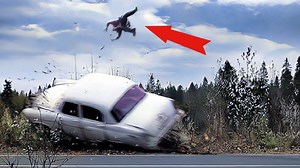 Vintage Car Crash Compilation (1940s-50s in Color)