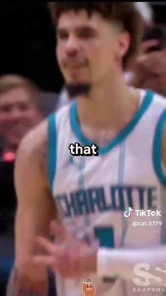 Understanding Click Sounds in Social Media Contexts