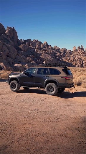 Forged 4x4 on Instagram: "The factory roof rack wasn’t gonna cut it for this build! Hermes features a modular rack from @overlandruffrax It’s low profile, lightweight, integrates a @bajadesigns 8XL light bar, rock lights, and you can easily mount all of your gear ✅"